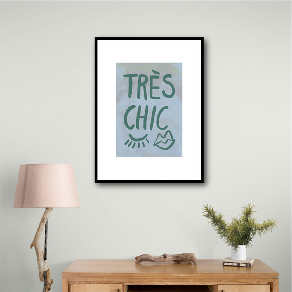 Tres Chic Blue Frame