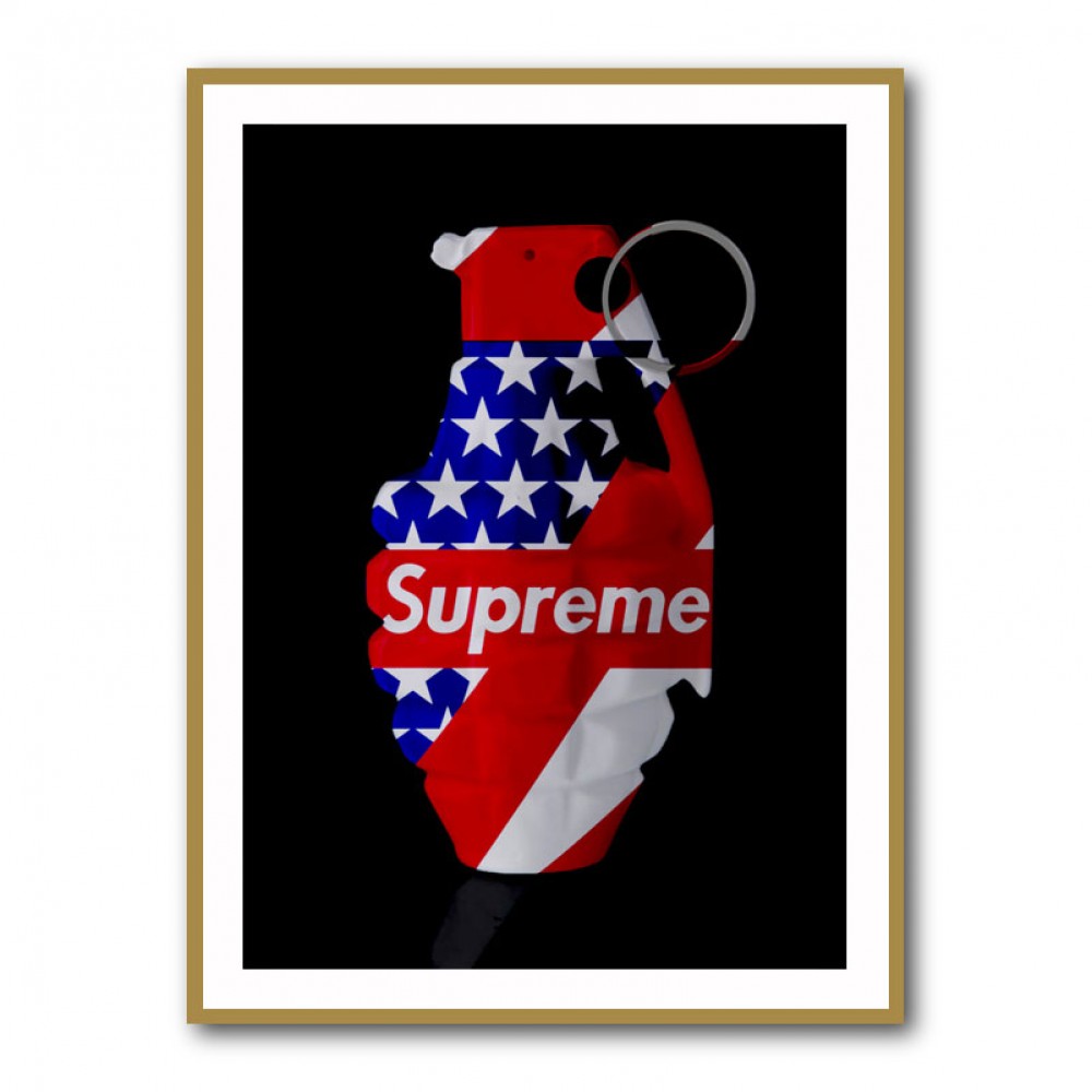 Supreme Stripes Grenade